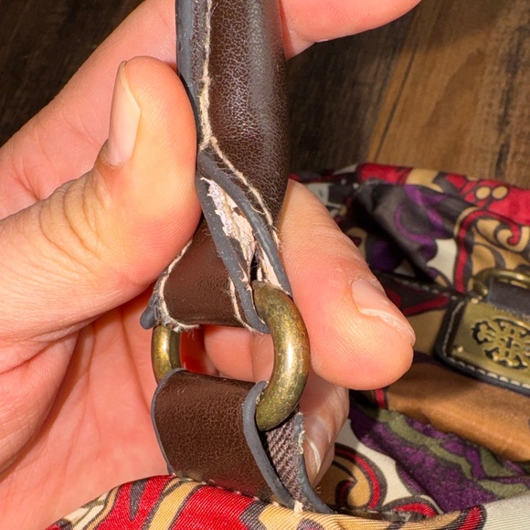 Treviso Vibrant Floral Shoulder Bag - Picture 13 of 16